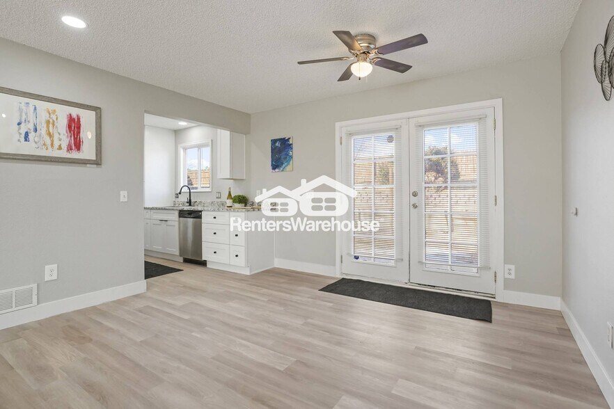 Building Photo - 1321 W 135th Dr