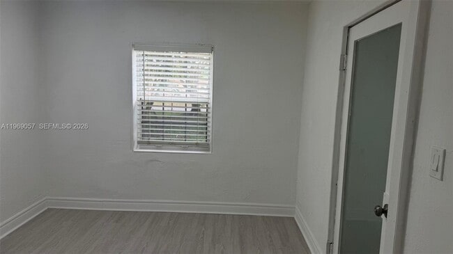 Building Photo - 16221 E Bunche Park Dr