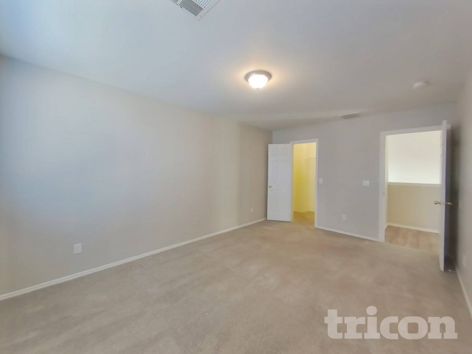 Building Photo - 5871 E Everhart Ln