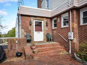 Building Photo - 270 8th Ave