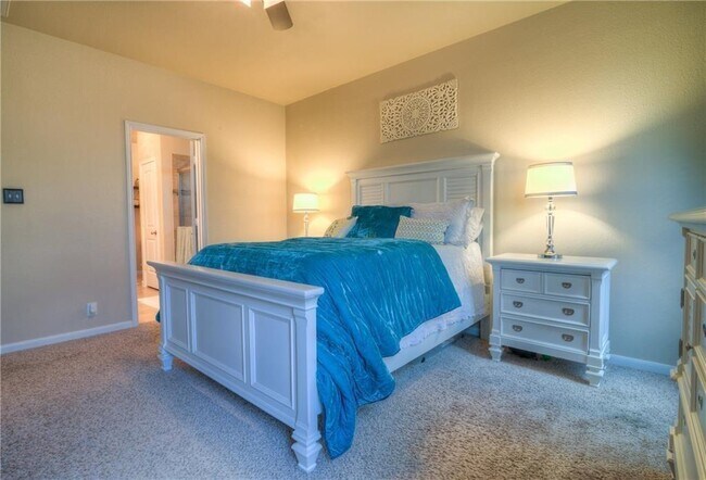Building Photo - 1412 Willow Vista