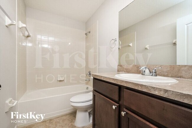 Building Photo - 2323 Dakota Rock Dr