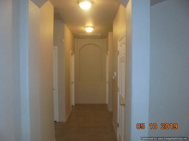 Building Photo - GORGEOUS! Sanger 4/2 With 3 Car Garage!