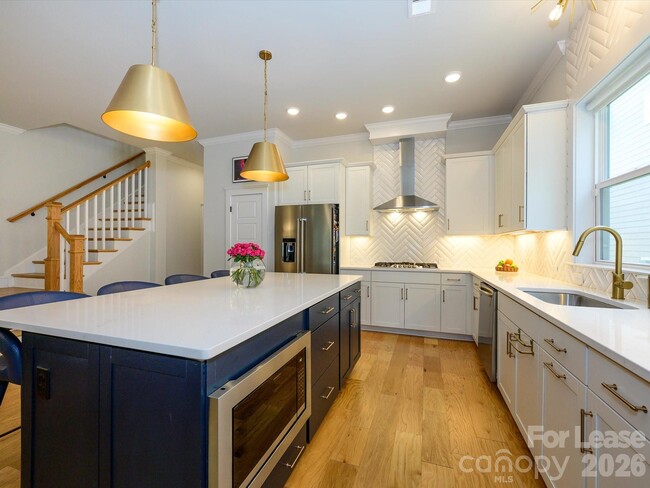 Building Photo - 1217 Drummond Ave