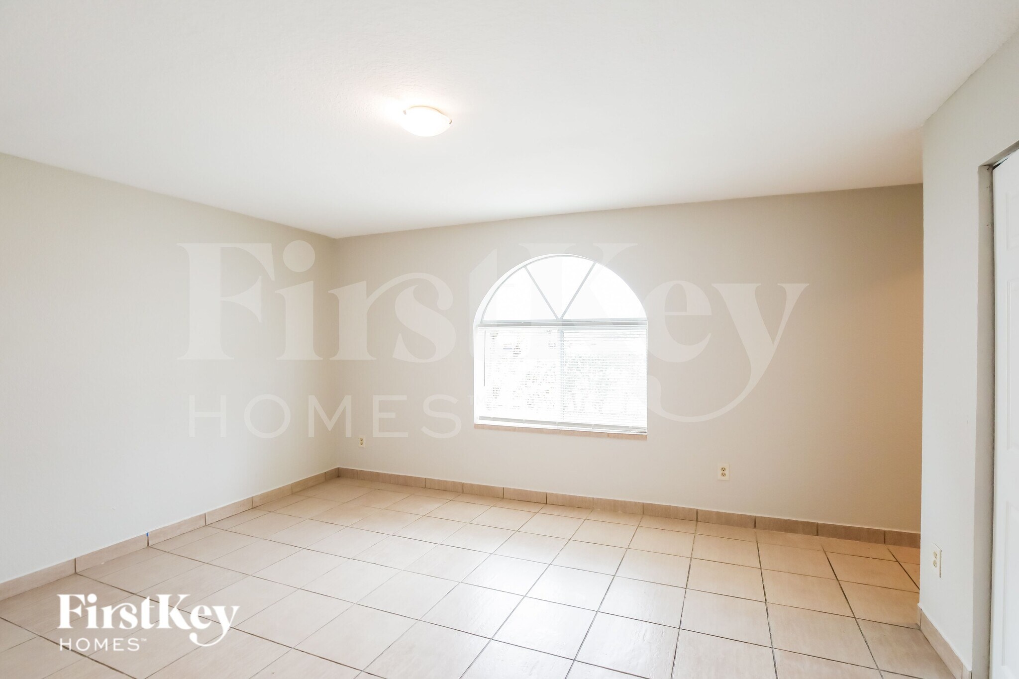 Building Photo - 405 NW 7th St