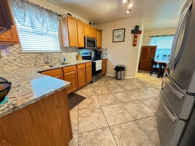 Building Photo - 4-Bedroom House for Rent in Killeen