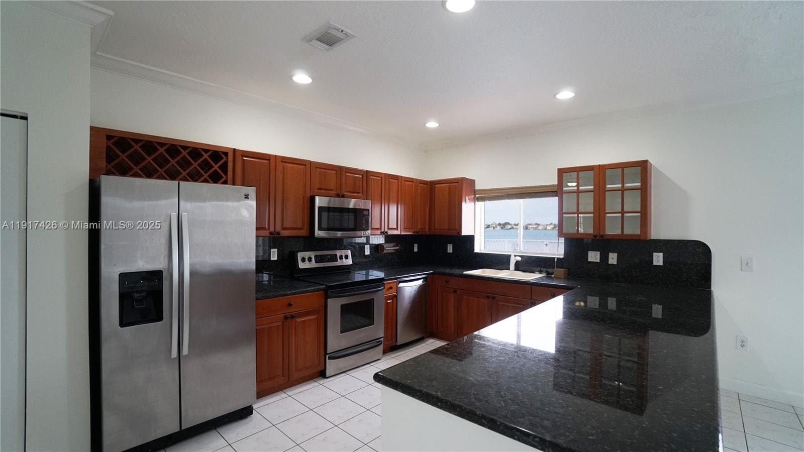 Building Photo - 14061 SW 136th Pl