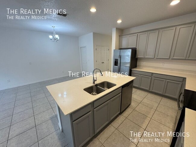 Building Photo - 7742 Bowery Dr