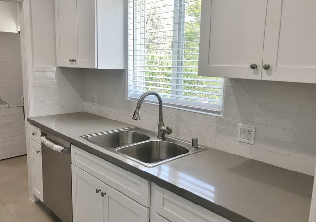 Kitchen w/Dishwasher & Refrig - 10572 1/2 Ayres Ave