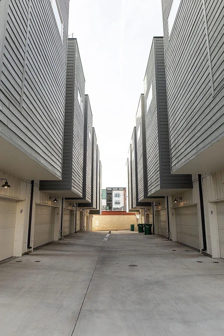 Driveway to Private 2 Car-Garage - 3505 S Marion St