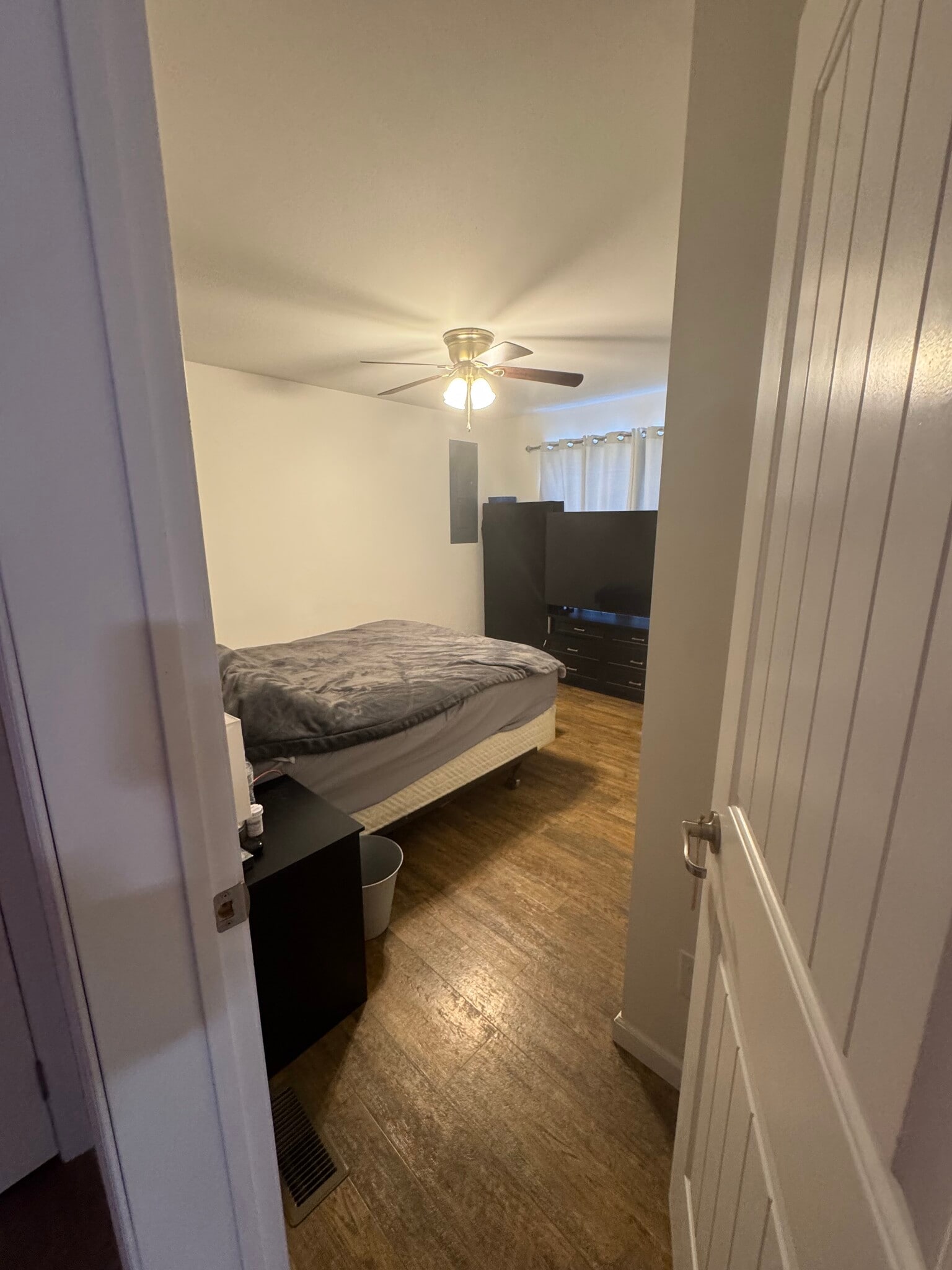 Hallway into Bedroom #1 - 8824 PA-405