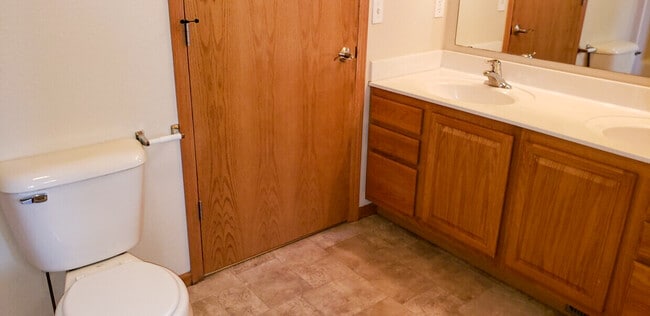 Building Photo - 2019 Barber Dr