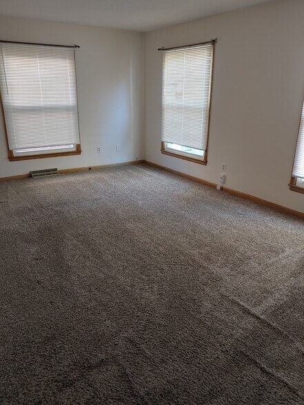 Building Photo - 3021 Powhattan Pky