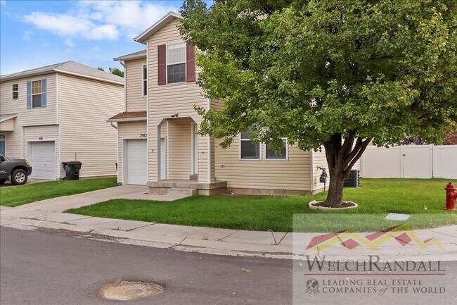 Building Photo - Your Clinton Haven – Modern, Spacious, and...