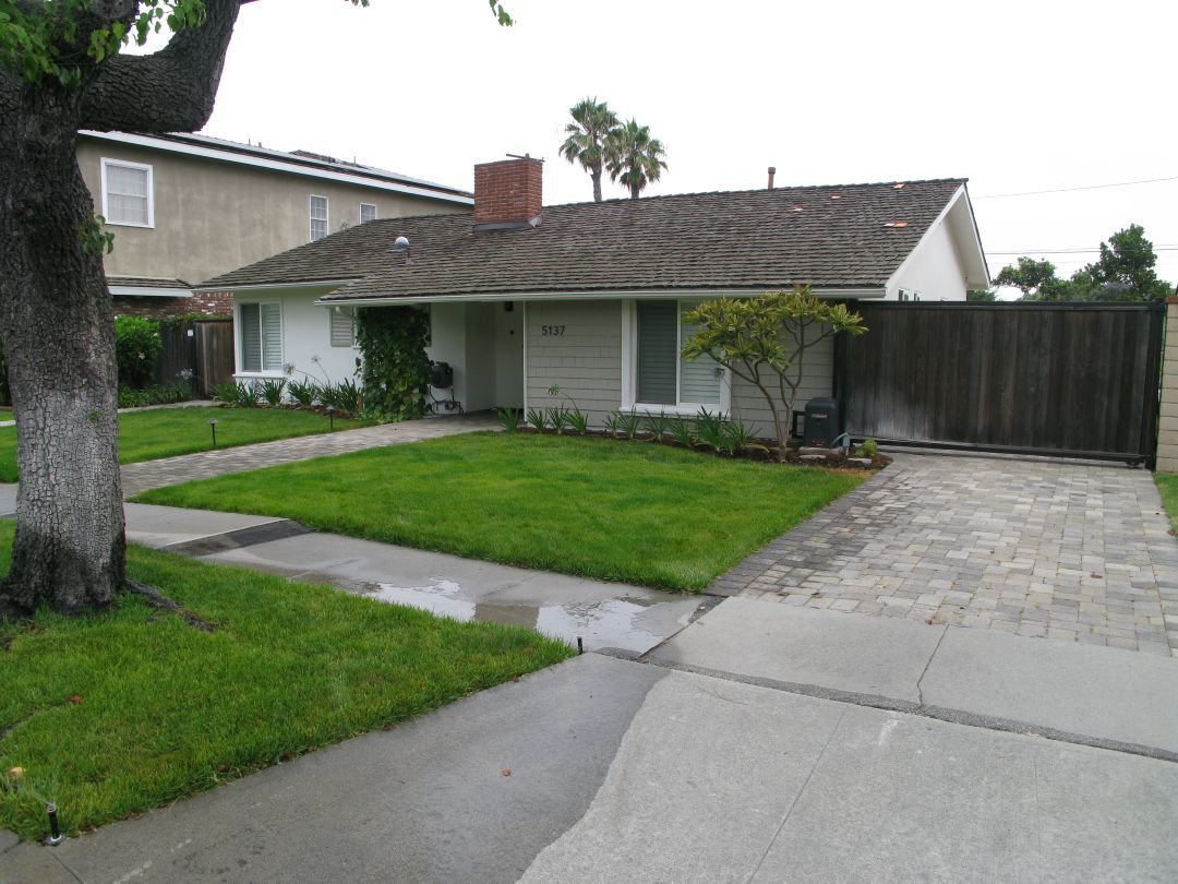 Building Photo - 5137 E Vista Hermosa St