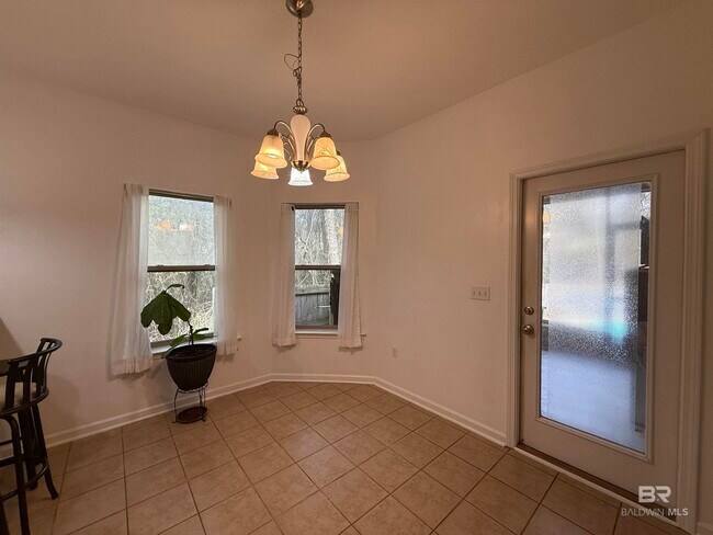 Building Photo - 10720 Dunmore Dr