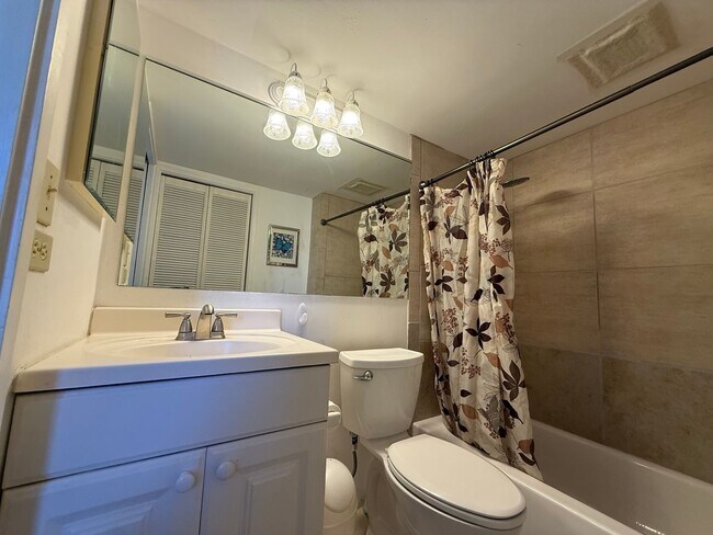 Building Photo - Mostly Furnished 2BR/2BA Condo