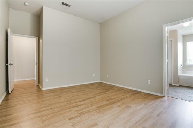 Building Photo - 160 Briar Grove Dr