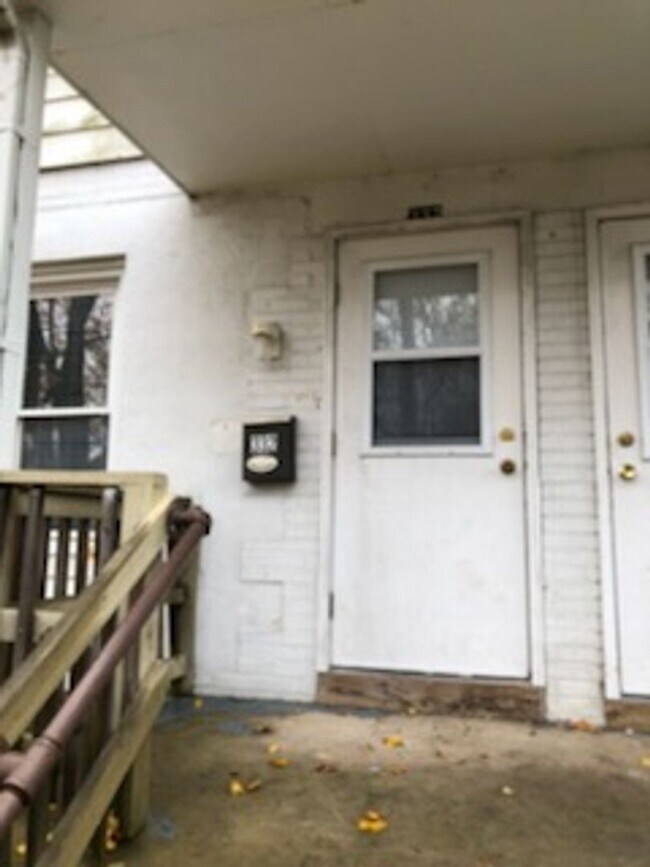 Building Photo - 332 W Nittany Ave