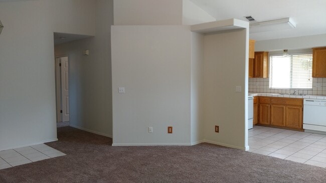 Building Photo - Big backyard on this NW home, Central Unif...