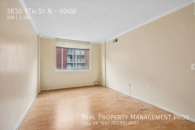Building Photo - 3830 9th St N