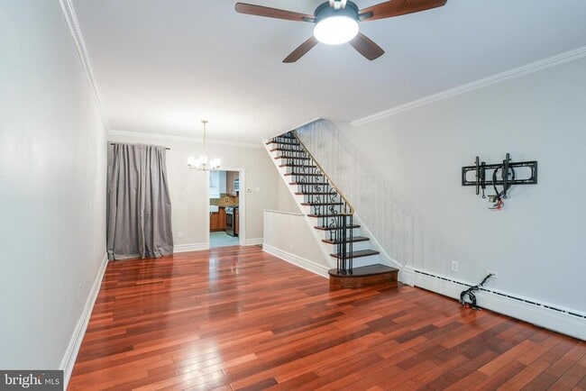 Building Photo - 2429 S Garnet St