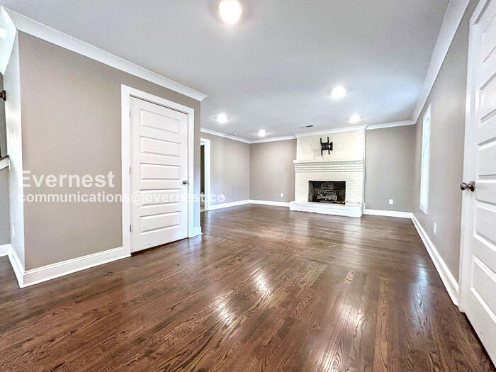 Building Photo - 5182 Joe Frank Harris Pkwy NW