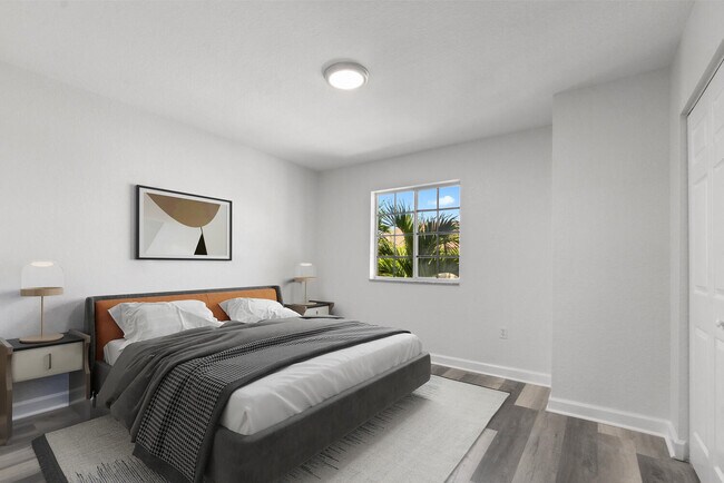 Building Photo - 4140 Napoli Lake Dr