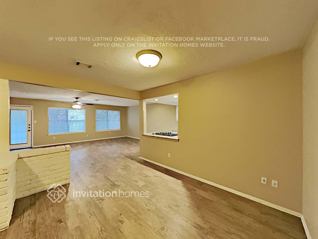 Building Photo - 16430 Forest Bend Ave