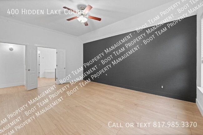 Building Photo - 400 Hidden Lake Ct