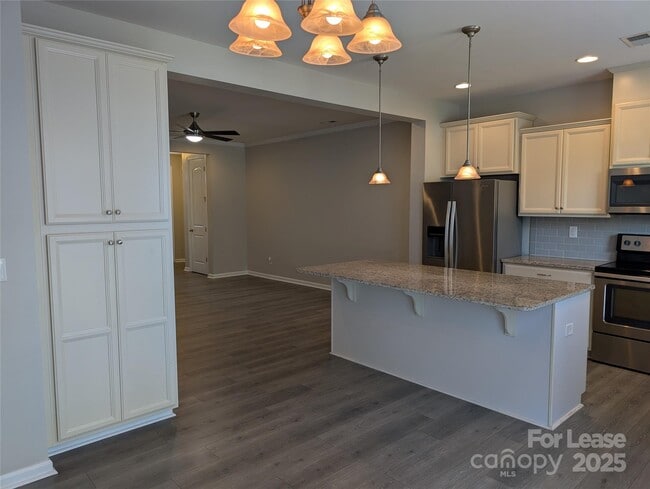 Building Photo - 5508 Trieg Dr