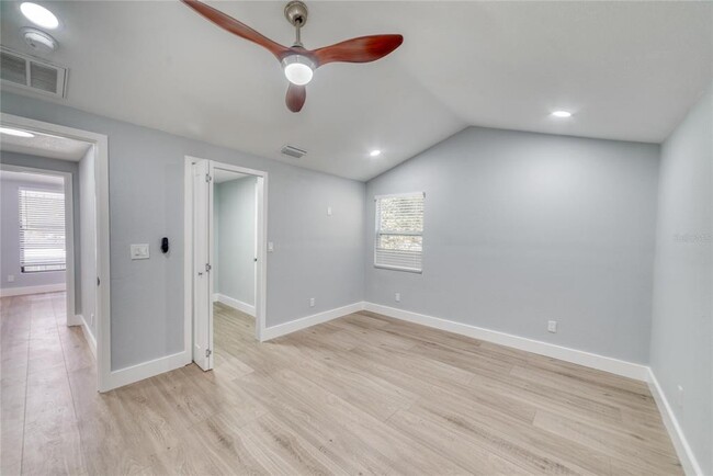 Building Photo - 15722 GardenSide Ln