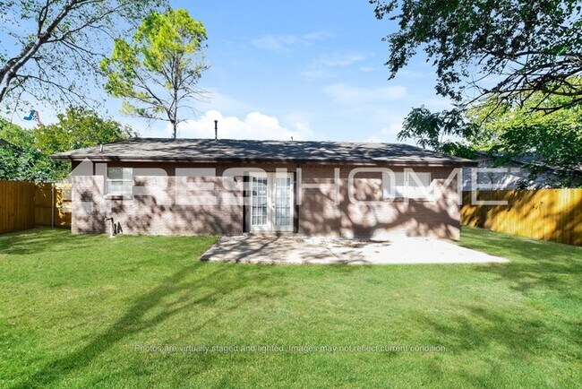 Building Photo - 1208 Janann Ave