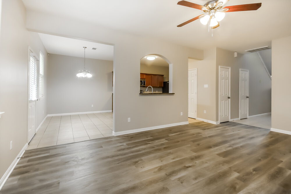Building Photo - 10296 Stone Gate Dr