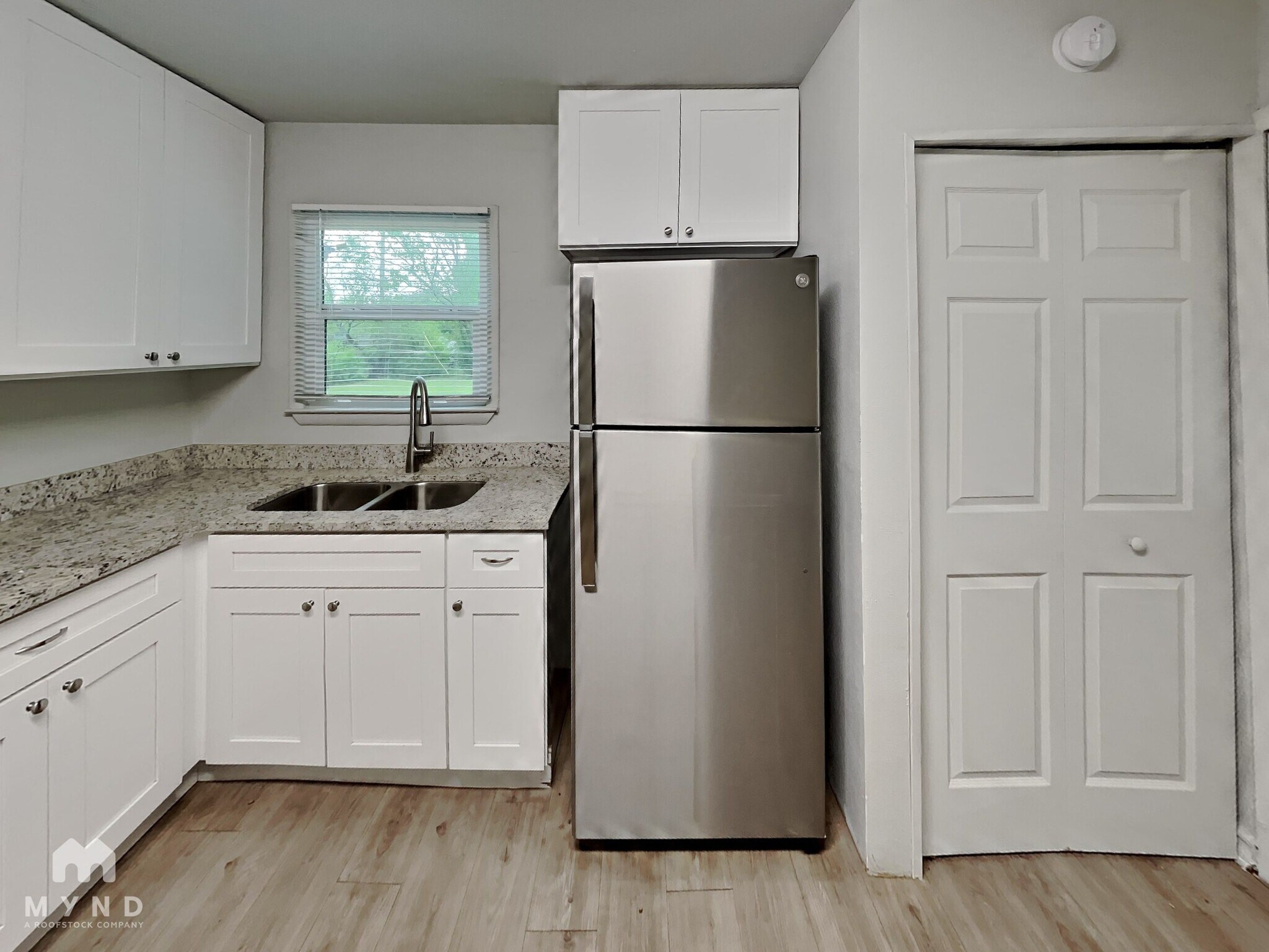 Building Photo - 604 Globe Ave