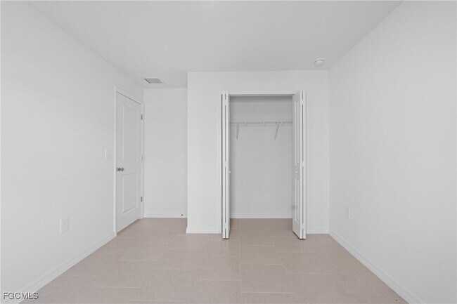 Building Photo - 12212 Sydney Ct