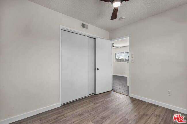 Building Photo - 7343 Comstock Ave
