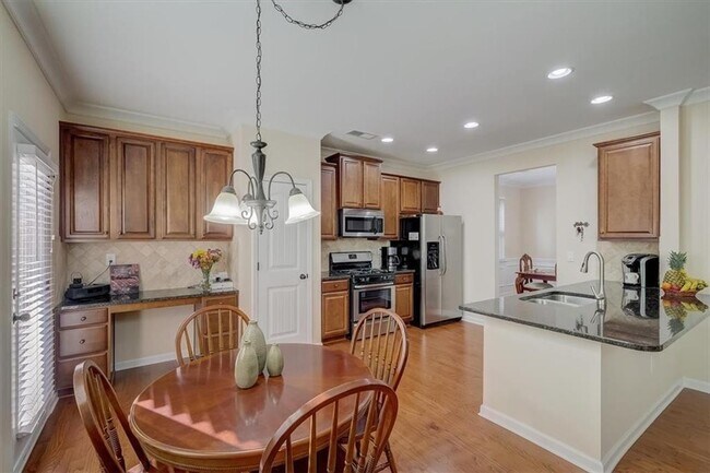 Building Photo - 4640 Roseman Trail