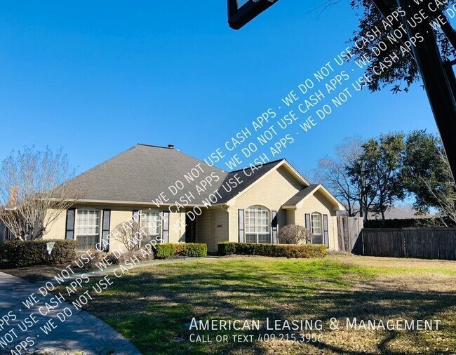 Building Photo - 4820 Edgewood Ln