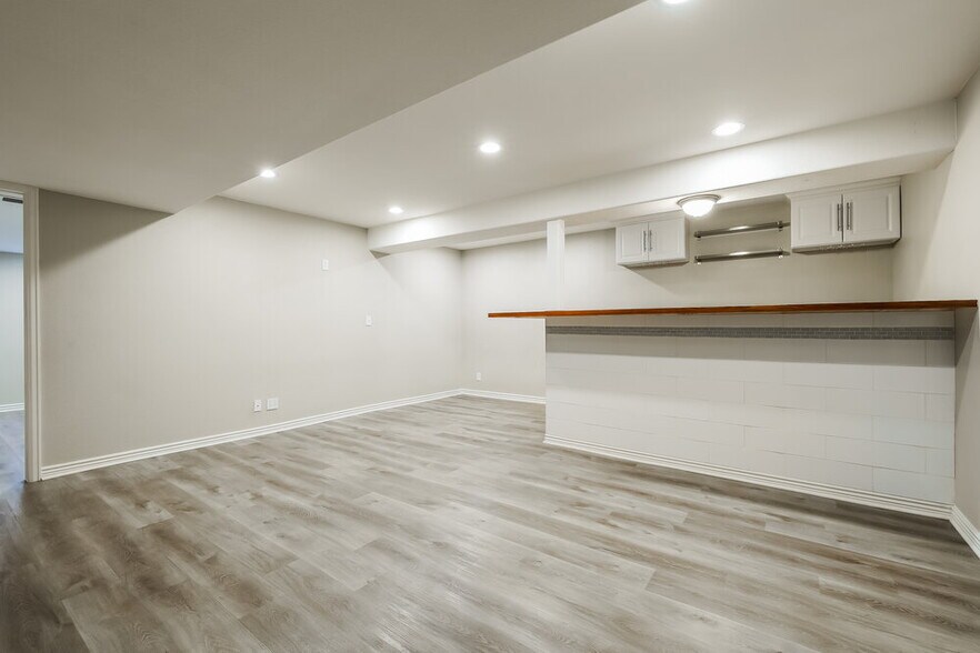 Building Photo - 10903 Belle Creek Blvd