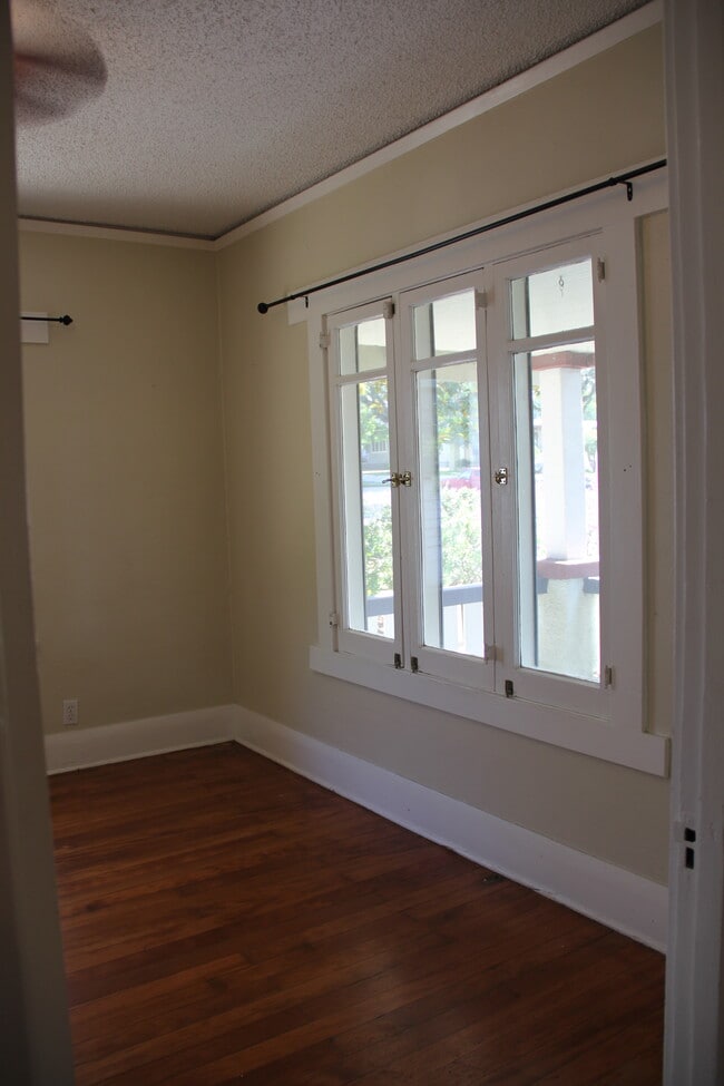 Bedroom - 1139 N Sierra Bonita Ave