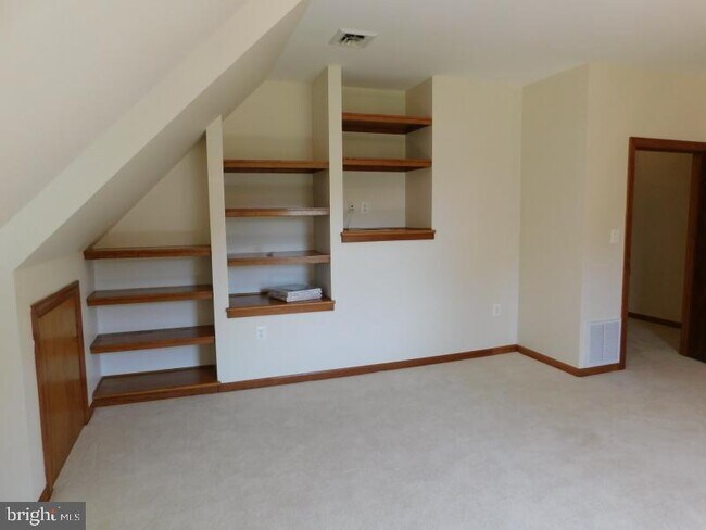 Building Photo - 13886 Berlin Turnpike