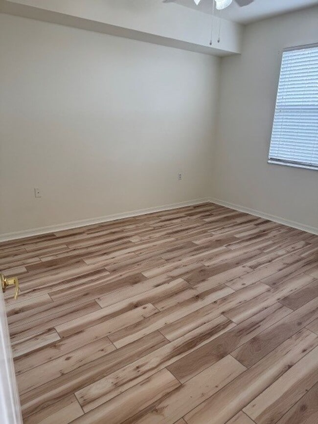 Building Photo - Osprey Cove 2/2-