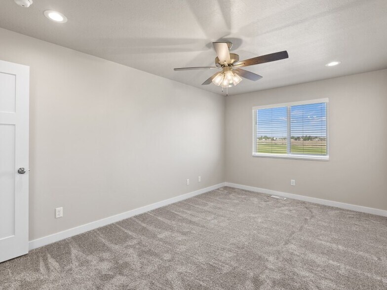 Building Photo - 2963 S 3525 W