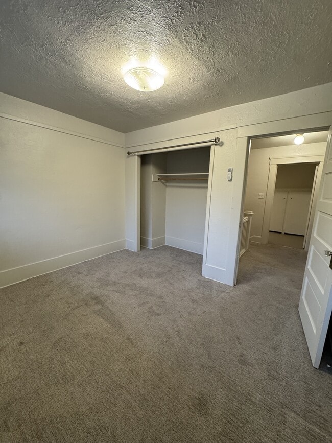 Building Photo - 426 Pueblo St