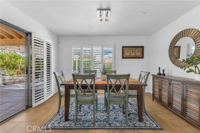 Building Photo - 1413 Caleta Way
