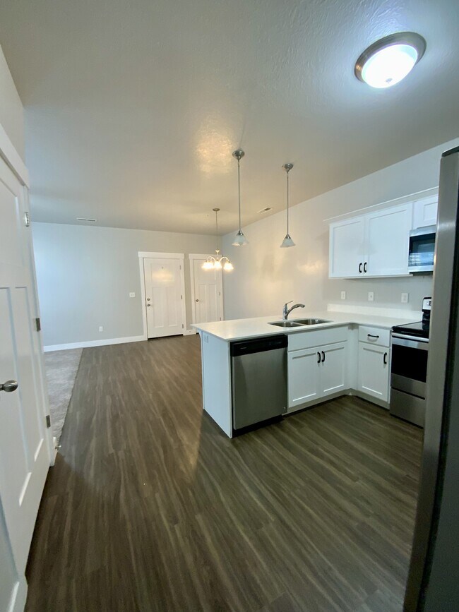 Building Photo - 3724 W 1850 N