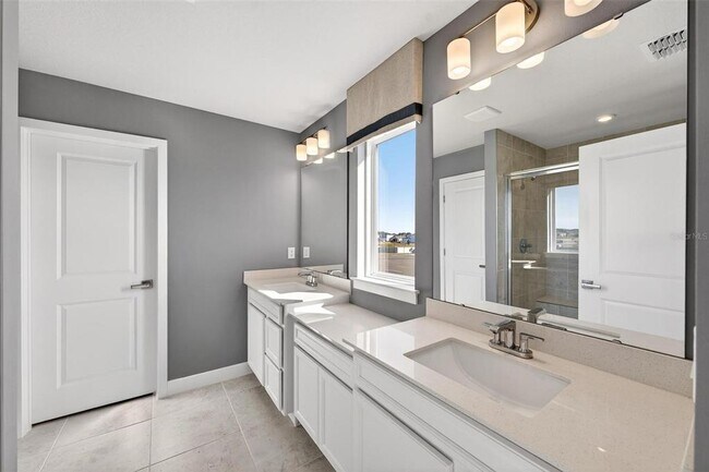 Building Photo - 6408 Domizio Dr