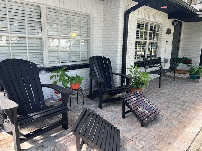 Building Photo - 4702 N Willis St