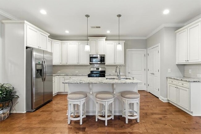 Building Photo - 3047 Patriot Square SW